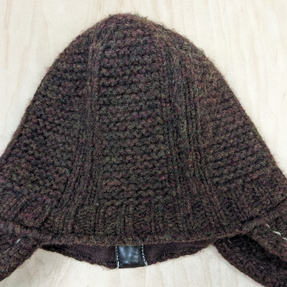 Lambswool Knit Hat - Picture 7 of 7